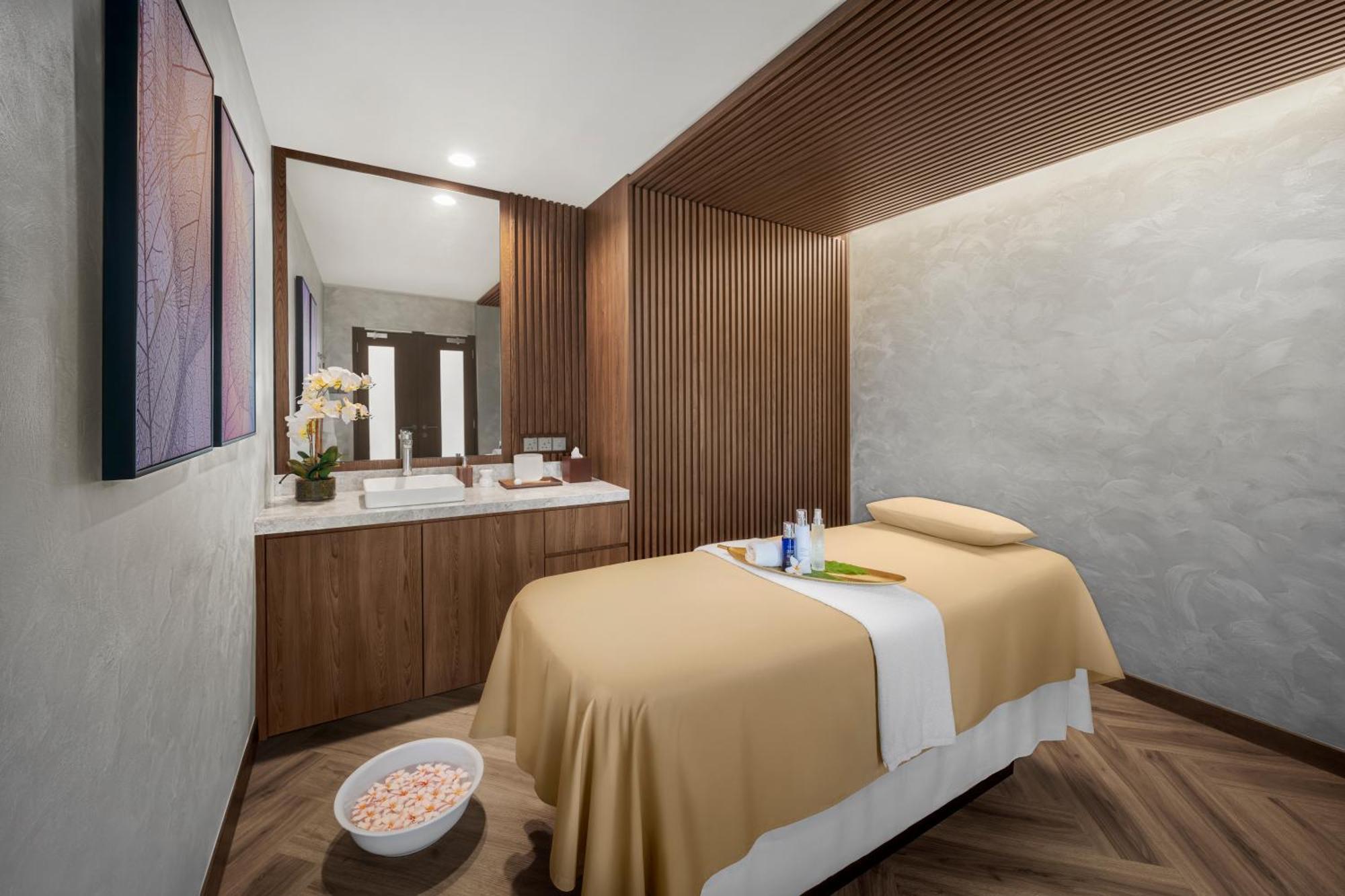 Doubletree By Hilton Damai Laut Hotel Lumut Kültér fotó