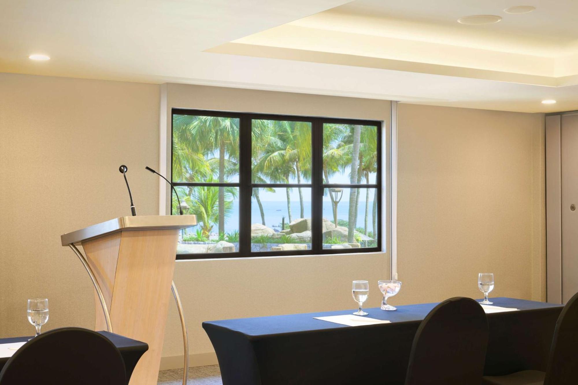 Doubletree By Hilton Damai Laut Hotel Lumut Kültér fotó