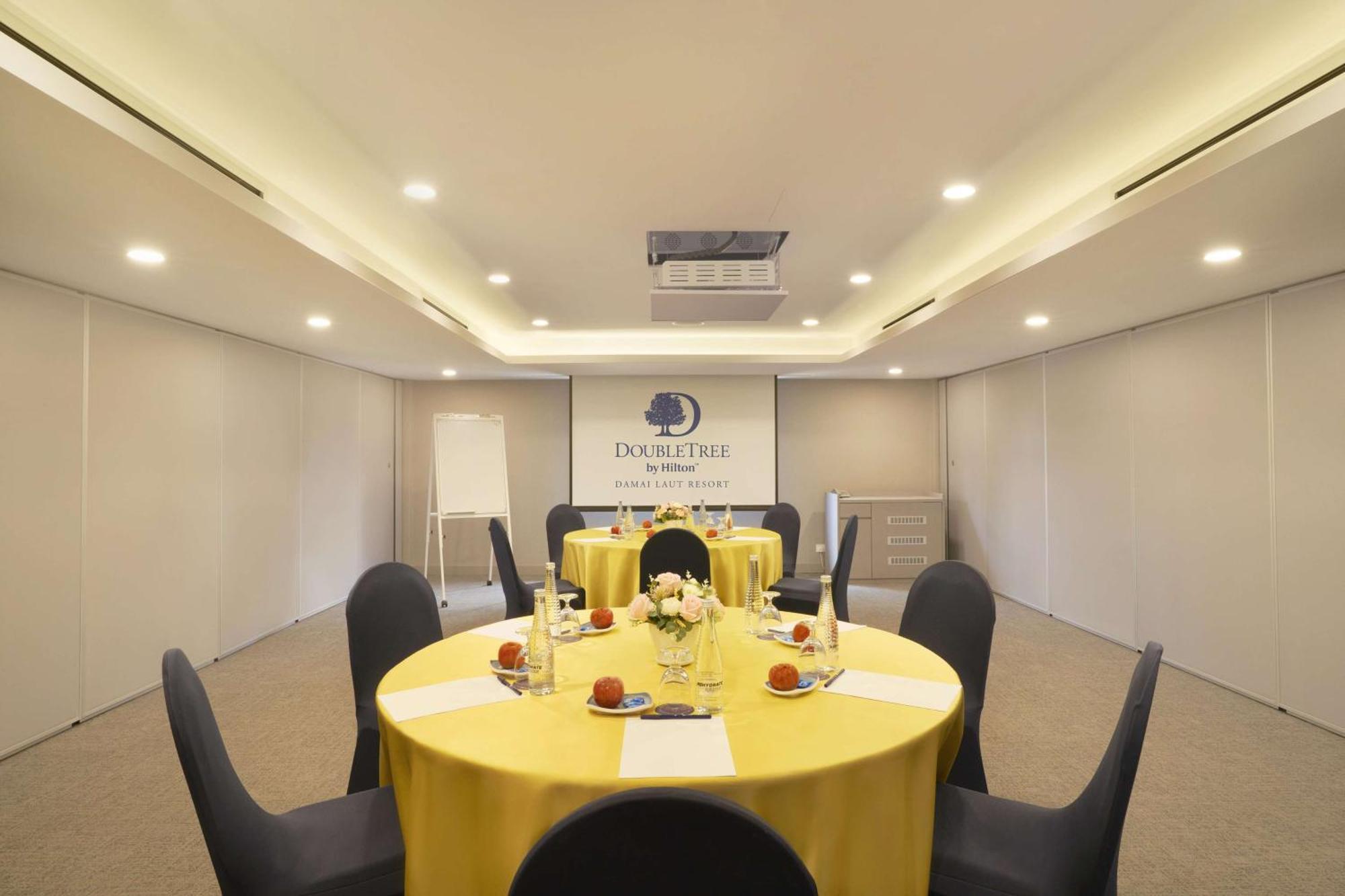 Doubletree By Hilton Damai Laut Hotel Lumut Kültér fotó