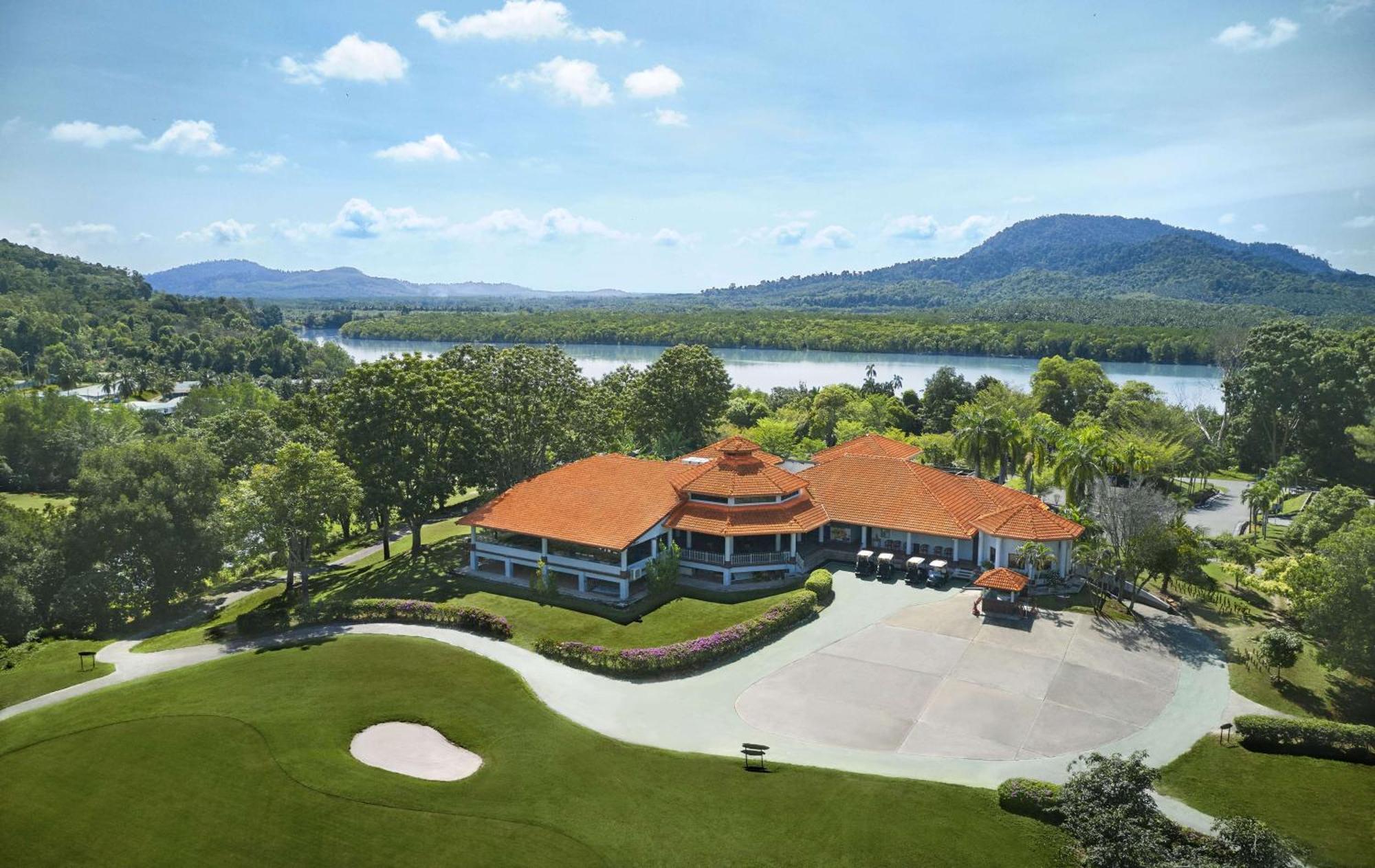 Doubletree By Hilton Damai Laut Hotel Lumut Kültér fotó