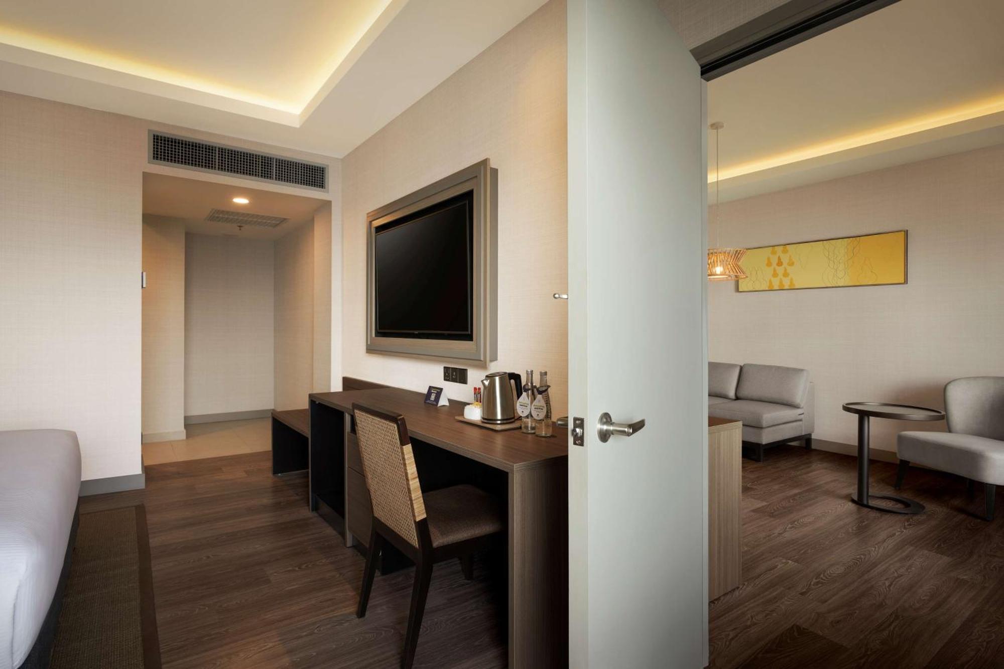 Doubletree By Hilton Damai Laut Hotel Lumut Kültér fotó