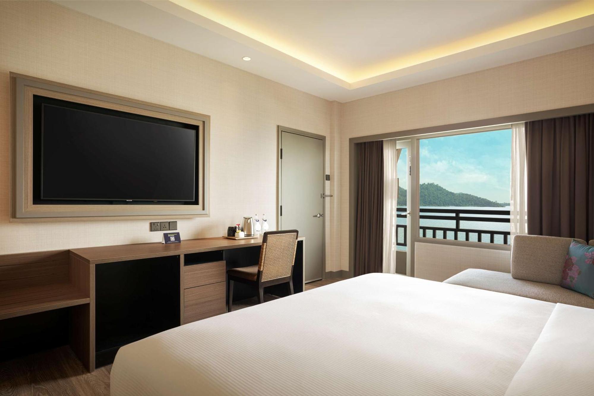 Doubletree By Hilton Damai Laut Hotel Lumut Kültér fotó