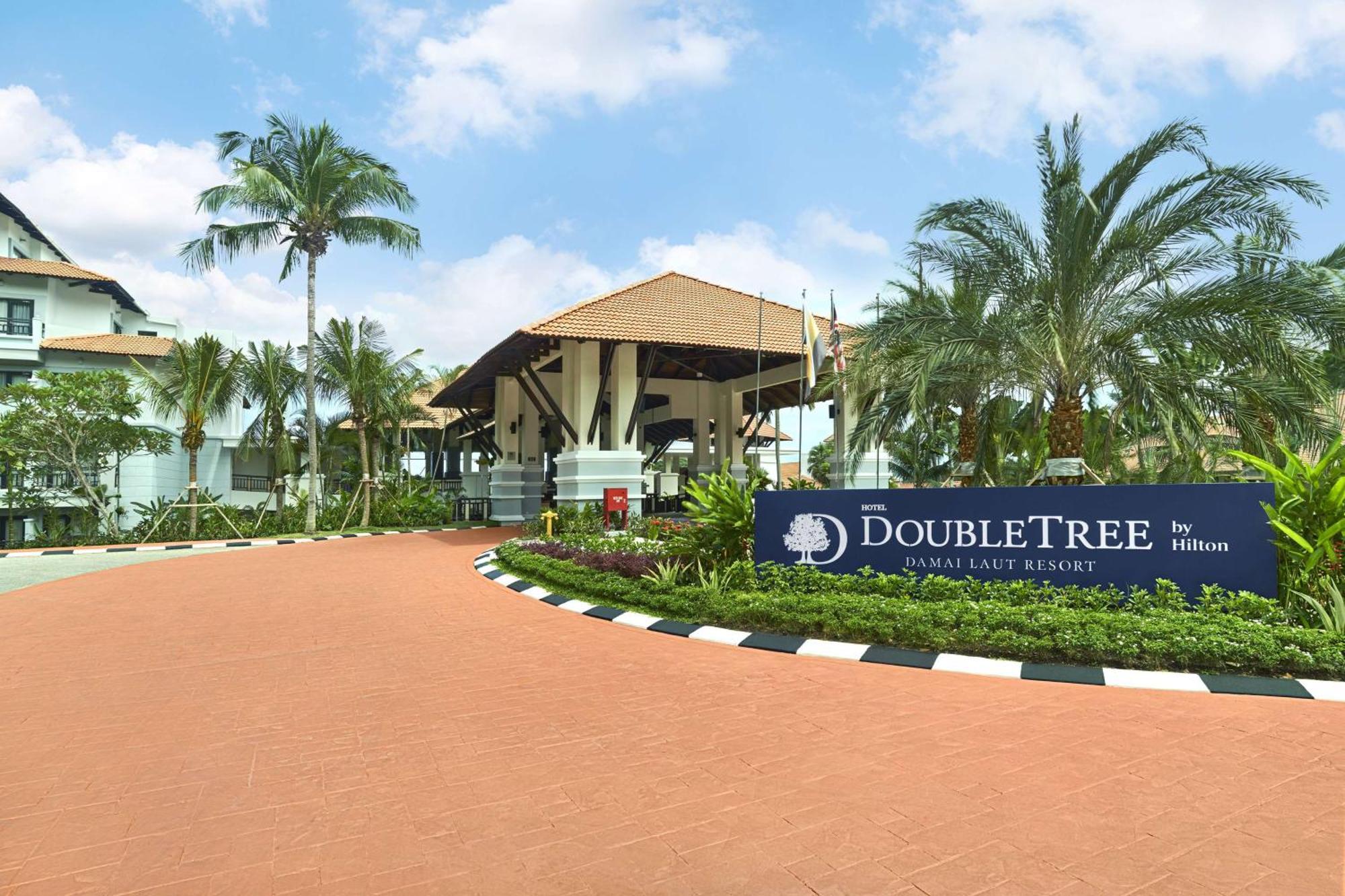 Doubletree By Hilton Damai Laut Hotel Lumut Kültér fotó