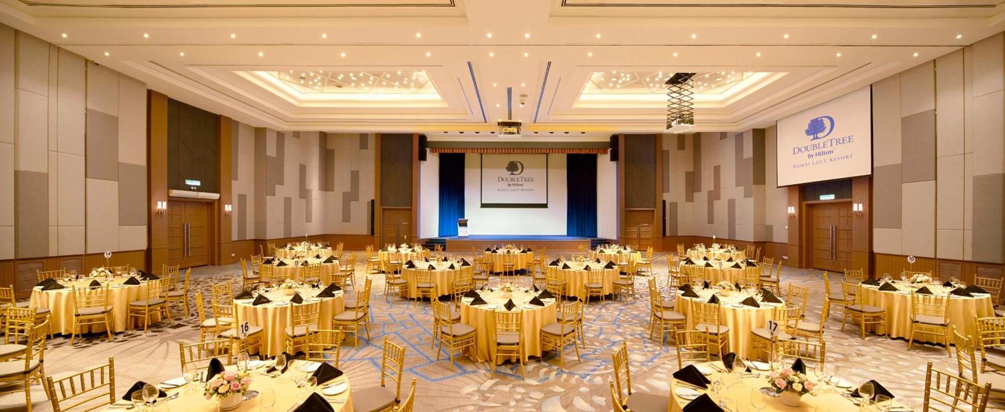 Doubletree By Hilton Damai Laut Hotel Lumut Kültér fotó